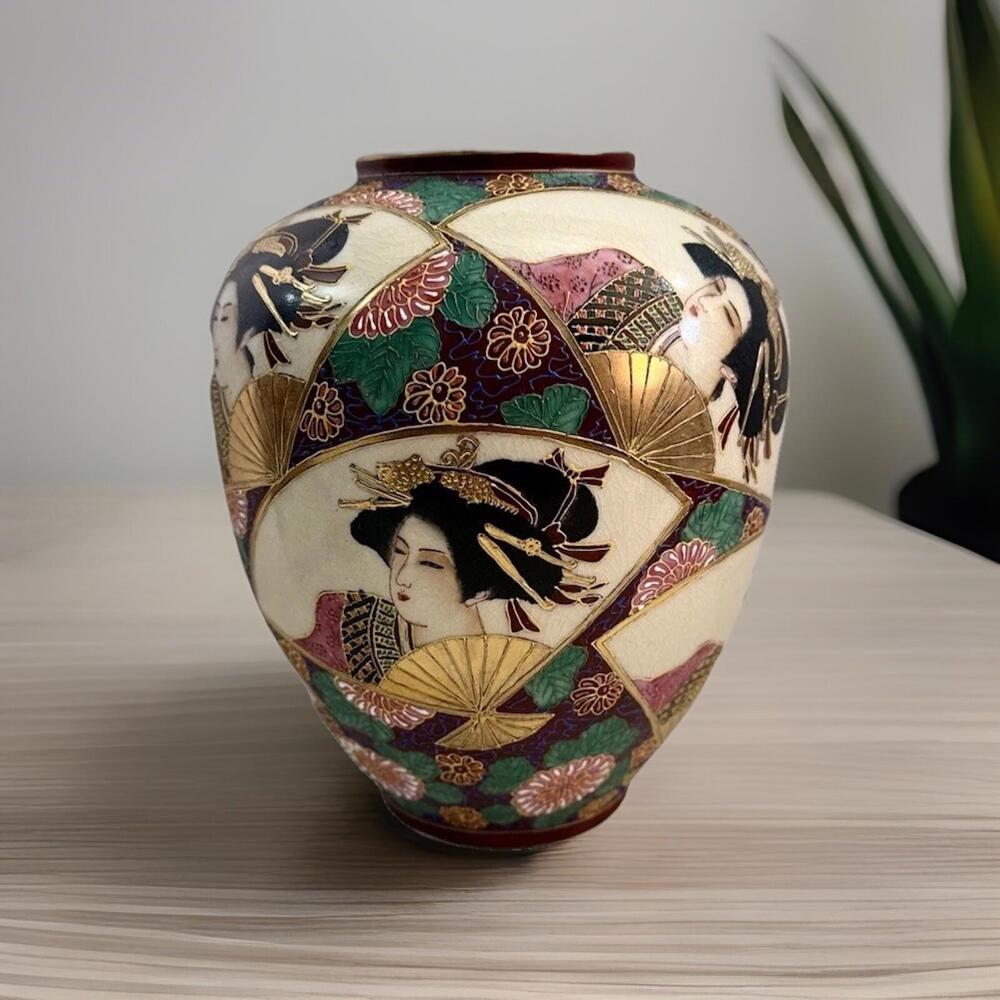 Vintage Vase Satsuma Gold Gilt Moriage  Crackle Glaze Chinese Export 9.5"T